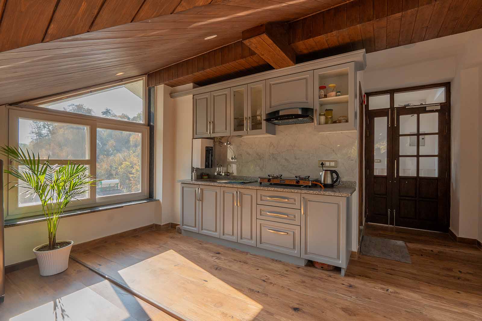 Kitchen Access